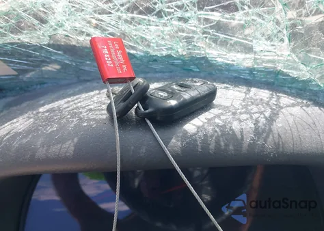 2005 Toyota Camry Le from USA, damaged, VIN 4T1BE32K65U085450